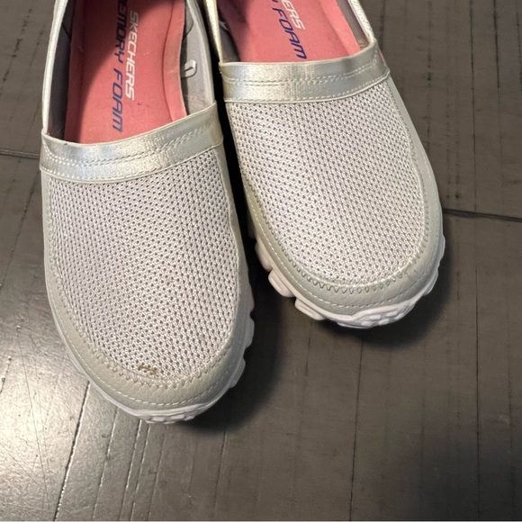 Skechers EZ Flex Take It Easy Slip On Walking Shoe Womens Size 6 Beige - Picture 6 of 9